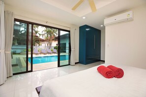 3 bedrooms, individually decorated, individually furnished, free WiFi - Boutique 3BR Pool Villa White Cove Rawai (Rawai)