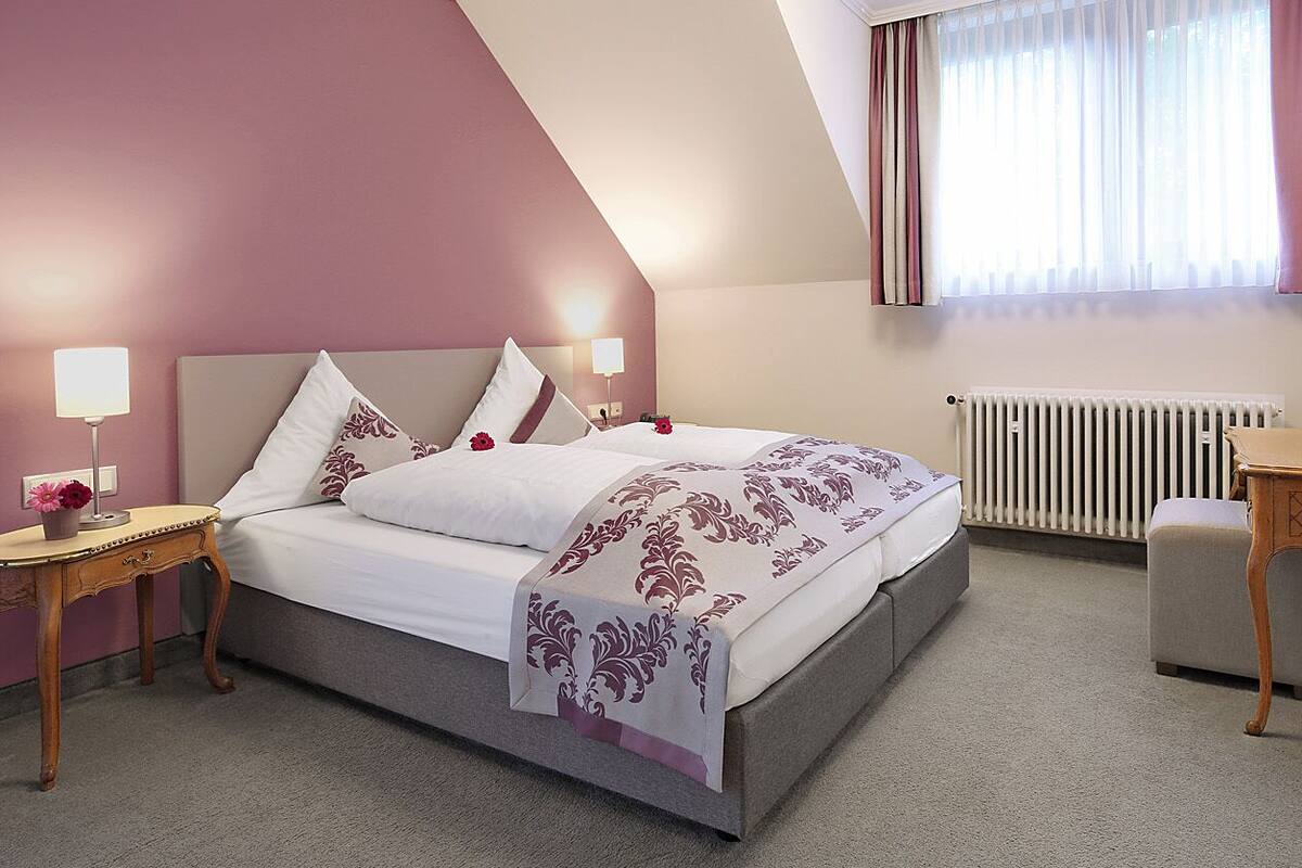 Comfort Double Room (PLUS) | In-room safe, cribs (surcharge), individually decorated