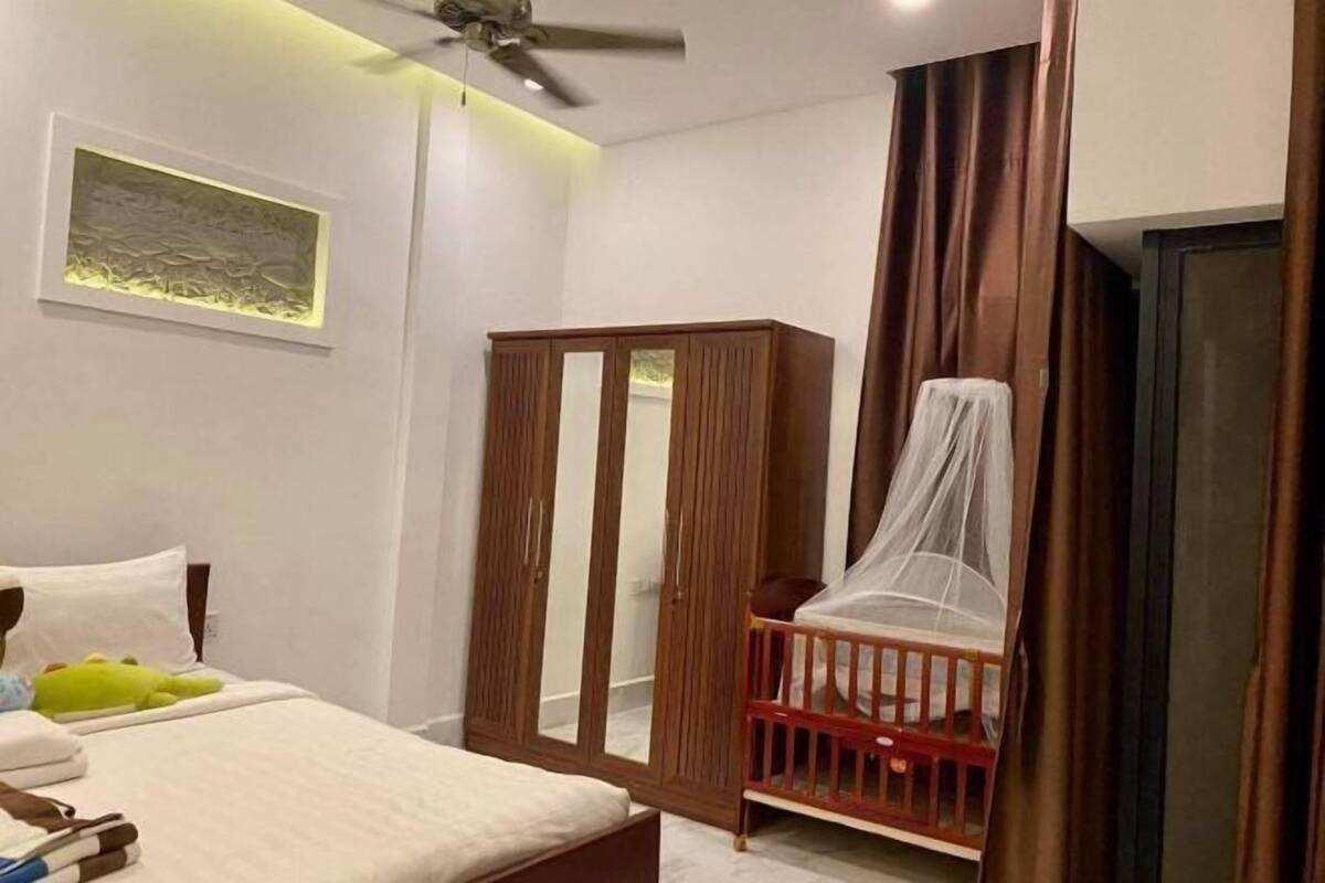 Memory foam beds, minibar, desk, laptop workspace