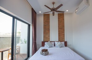 Estudio de lujo, 1 cama de matrimonio grande con sofá cama, vistas a la ciudad | Vistas del balcón
