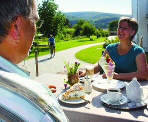 Exterior - Hotel Kronenhof (Wesertal)