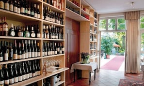 Bar (on property) - Landgasthof Pleister Mühle (Münster)