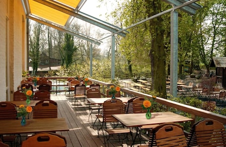 Restaurant. Landgasthof Pleister Mühle