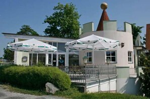 Front of property - Restaurant - Pension Zum Aumatal (Weida)
