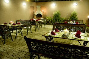 Aire de pique-nique/barbecue