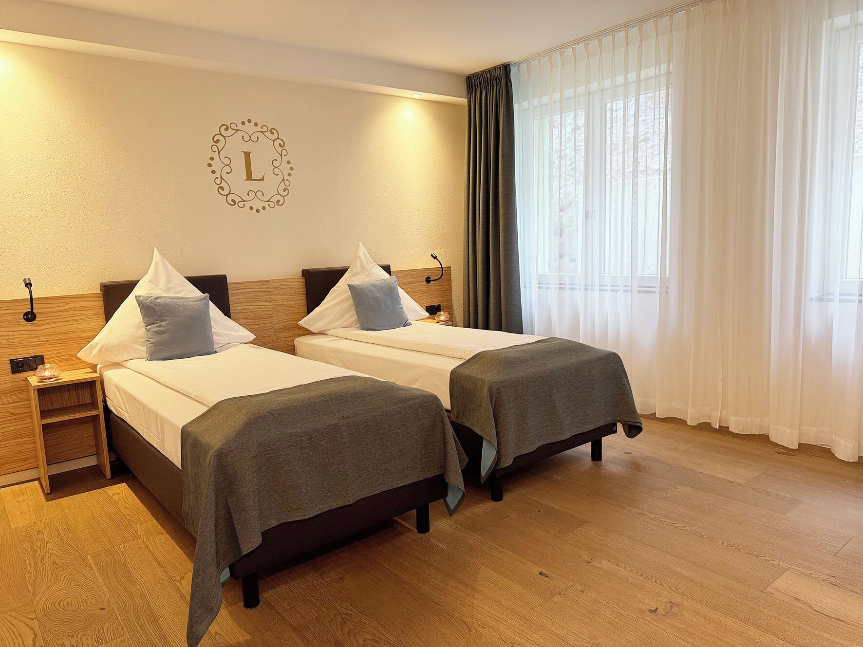 Deluxe Double Room | Desk, laptop workspace, blackout drapes, soundproofing