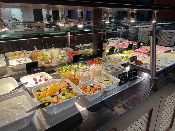 Coffres-forts dans les chambres, bureau, rideaux occultants