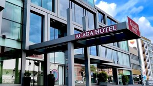 Uklassifisert bilde, 3 av 44, knapp