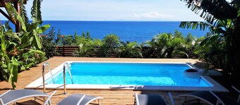 Sublime 180 ° view of the Baie du Diamant! Beach 150m away!  Swimming pool