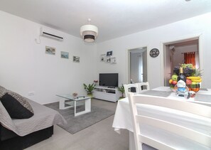 Smart-TV, Videospiele, Netflix, Streaming-Dienste