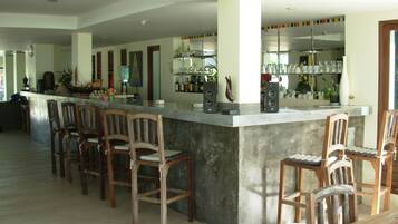 Bar (en la propiedad)