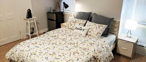 1 bedroom, desk, iron/ironing board, free WiFi