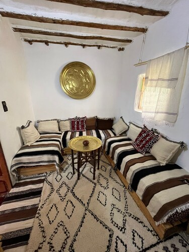 Gîte zitoun at Noureddine Lgarah in Karmat ben Salem commune oualili (volubilis)