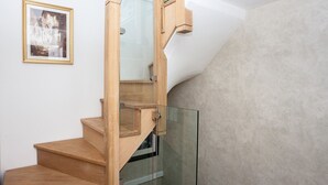 Apartment (2 Bedrooms) | 2 Schlafzimmer, Schreibtisch, Bügeleisen/Bügelbrett, kostenloses WLAN