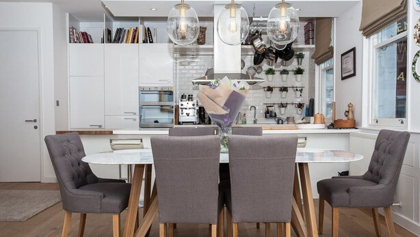 Apartment (2 Bedrooms) | Eigene Küche | Geschirrspüler, Kochgeschirr/Geschirr/Besteck