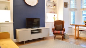 Lejlighed (1 Bedroom) | Stue | Tv
