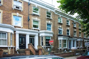 Apartment (1 Bedroom) | Exterior