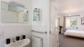 Apartment (1 Bedroom)