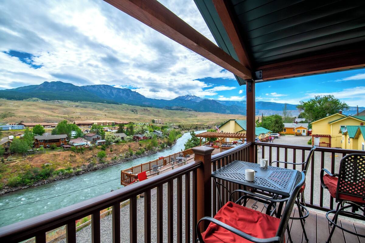 Superior Suite, Multiple Beds, Non Smoking, River View | Balcony view