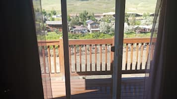 Familien-Maisonette, 2 Queen-Betten, Nichtraucher | 1 Schlafzimmer, kostenloses WLAN, Bettwäsche