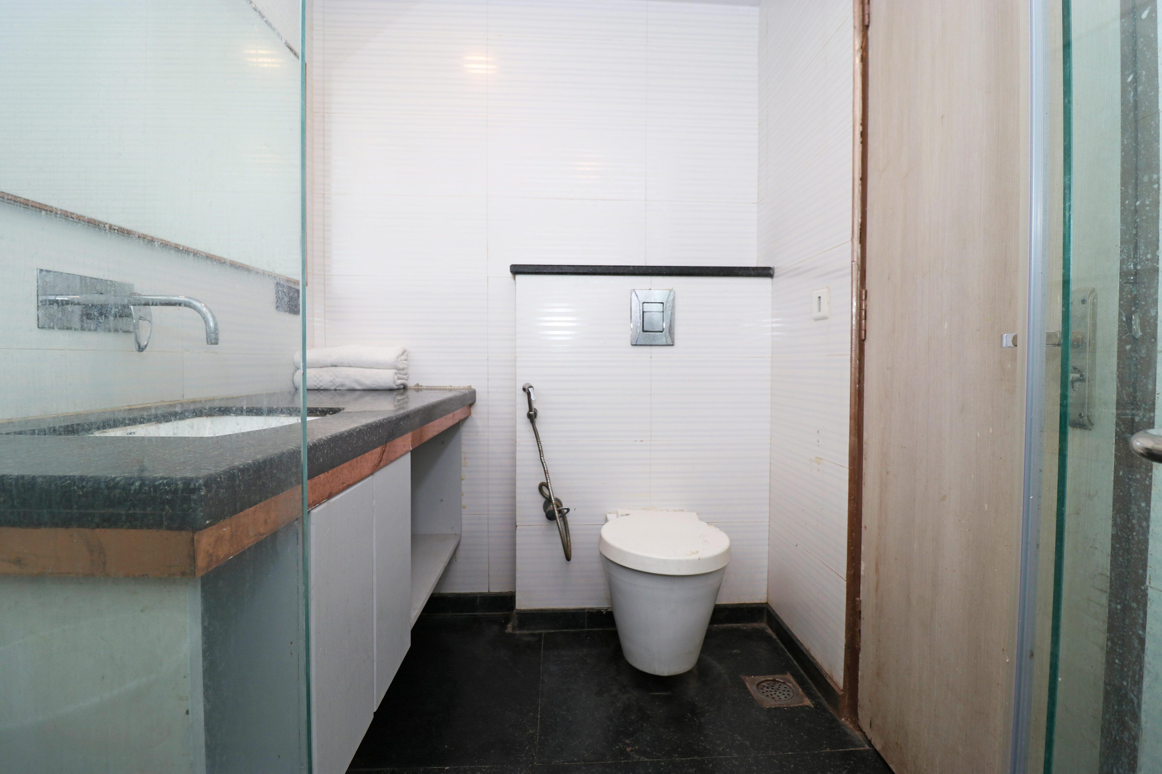 Foto - Hotel Krishna Plaza Just Near New Delhi Station And Connaught Place By M S Hospitality