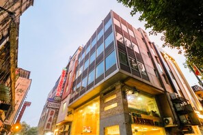 Exterior - Hotel Krishna Plaza (New Delhi)