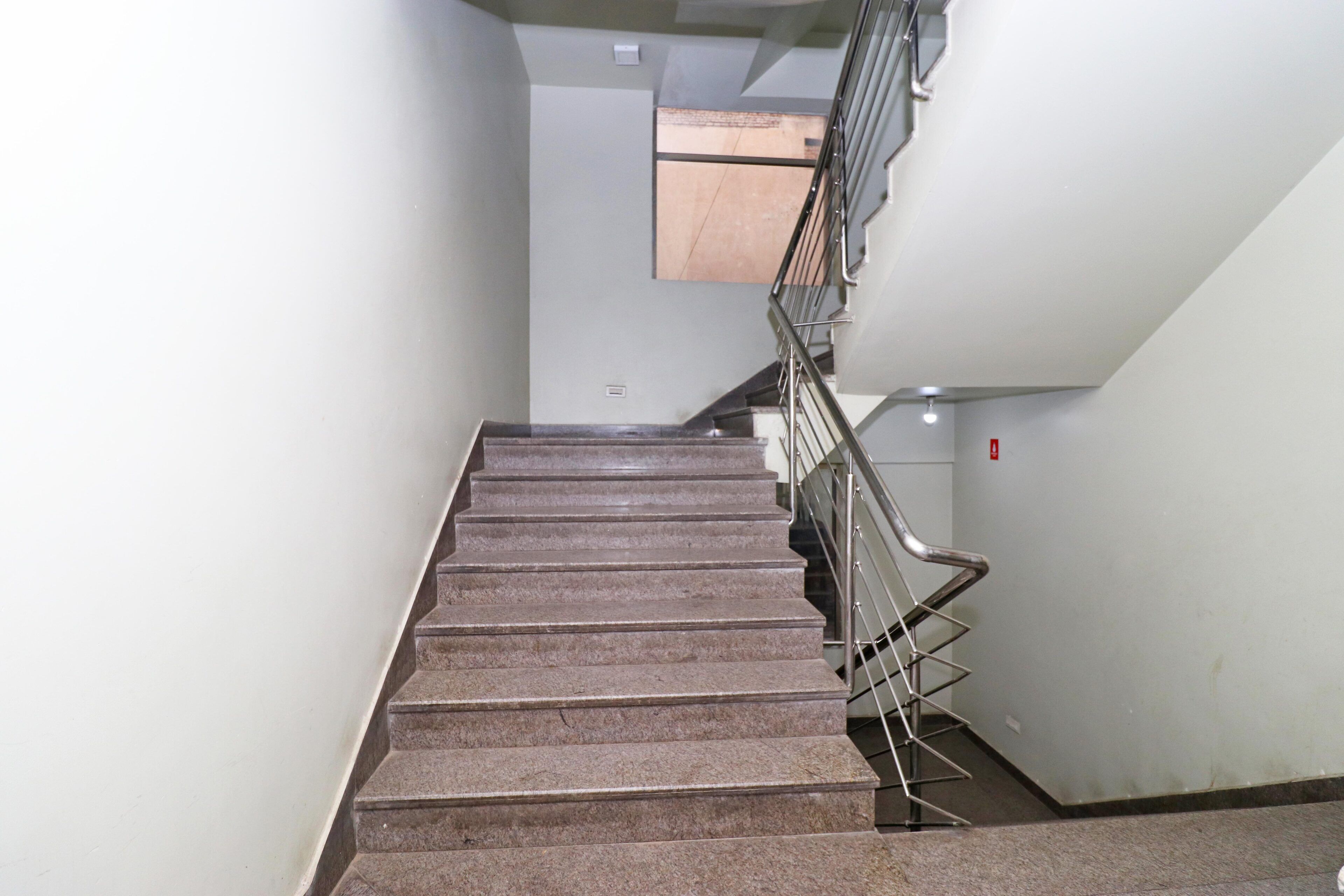 Foto - Hotel Krishna Plaza Just Near New Delhi Station And Connaught Place By M S Hospitality