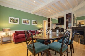 Dining - Villoresi Mansion Apt. 2 (Firenze)