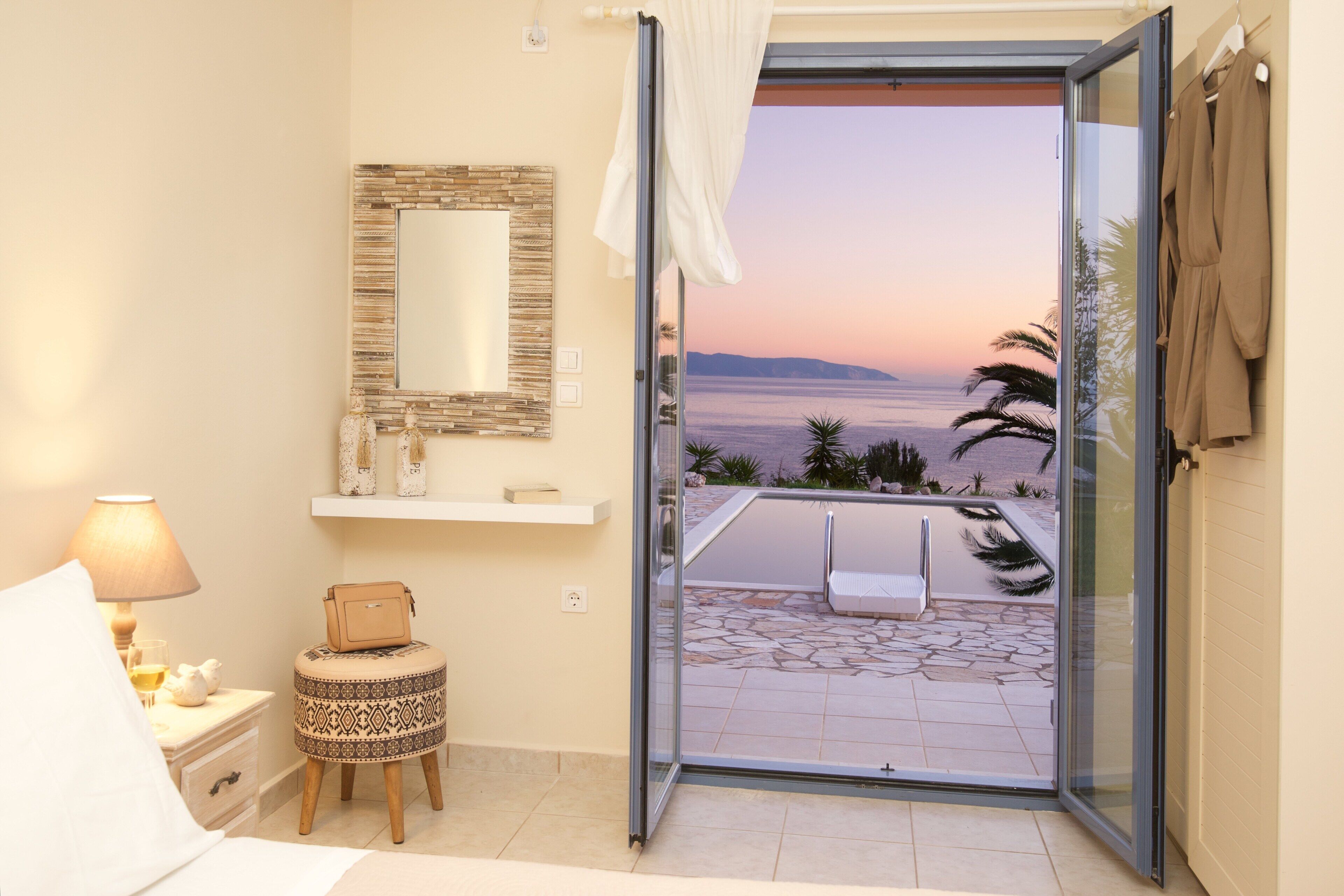 3 soverom, safe på rommet, strykejern/-brett og wi-fi