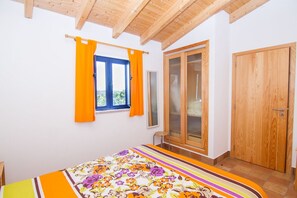 2 bedrooms, bed sheets - Digne Orange Villa, Pool, BBQ (Rogil, Aljezur)