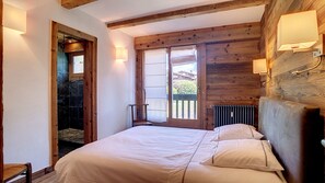 3 bedrooms, free WiFi, bed sheets