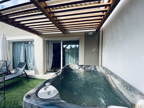 Gîte sous le figuier 3 * 2/4 personnes SPA