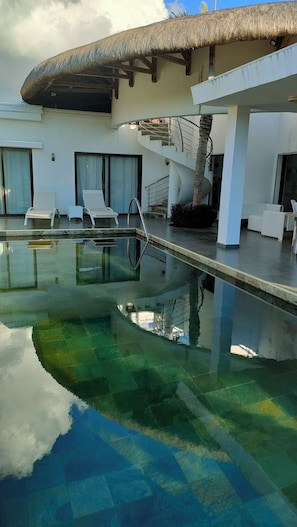 Piscina externa