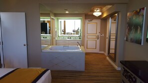 4 camere