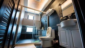Individualmente decorados, quartos à prova de som, roupa de cama
