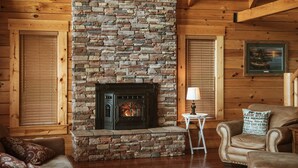 Interior - Hans Creek at Grandview Cottages (Greenville)