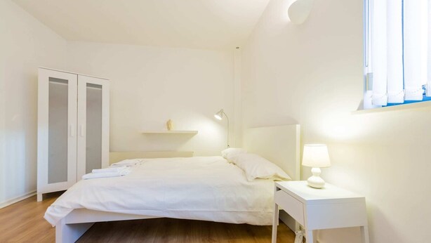 Leilighet (2 Bedrooms) | 2 soverom, skrivebord for bærbar PC og sengetøy