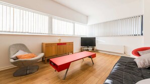 Leilighet (2 Bedrooms) | 2 soverom, skrivebord for bærbar PC og sengetøy