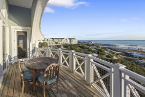 Outdoor dining - * Amazing Gulf Views * 425A WaterSound Crossings * 3BR * Steps to Beach and Pool! (Panama City Beach)