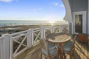 Outdoor dining - * Amazing Gulf Views * 425A WaterSound Crossings * 3BR * Steps to Beach and Pool! (Panama City Beach)