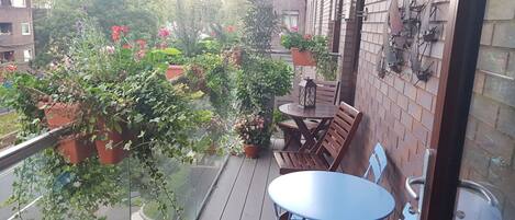 Apartment (1 Bedroom) | Balcony
