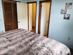 3 bedrooms, free WiFi, bed sheets