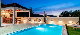 Villa Ivona with private pool, jacuzzi and sauna
