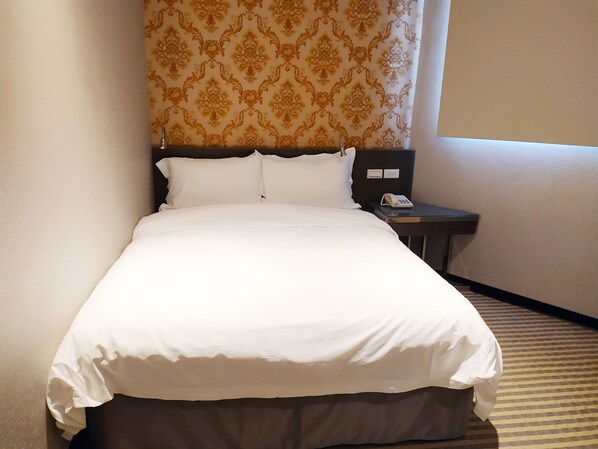 Desk, free WiFi, bed sheets