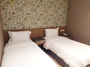 Desk, free WiFi, bed sheets