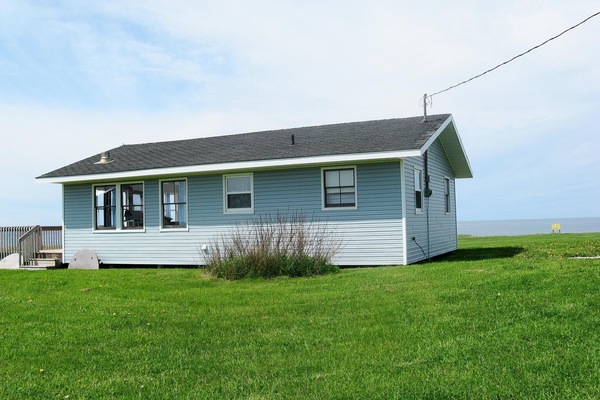 quaint cottage steps from the ocean and short walk to secluded beach