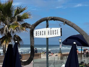 On the beach, sun-loungers, beach towels - 5 - STAR -⭐⭐⭐⭐⭐- LUXURY OCEAN FRONT CONDO - JACUZZI - FAMILY FRIENDLY - SLEEPS 6 (San Diego)