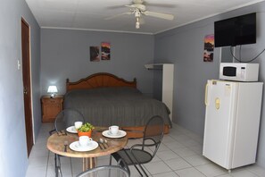 Iron/ironing board, travel cot, free WiFi, bed sheets