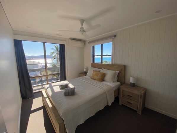 2 bedrooms, desk, iron/ironing board, travel cot