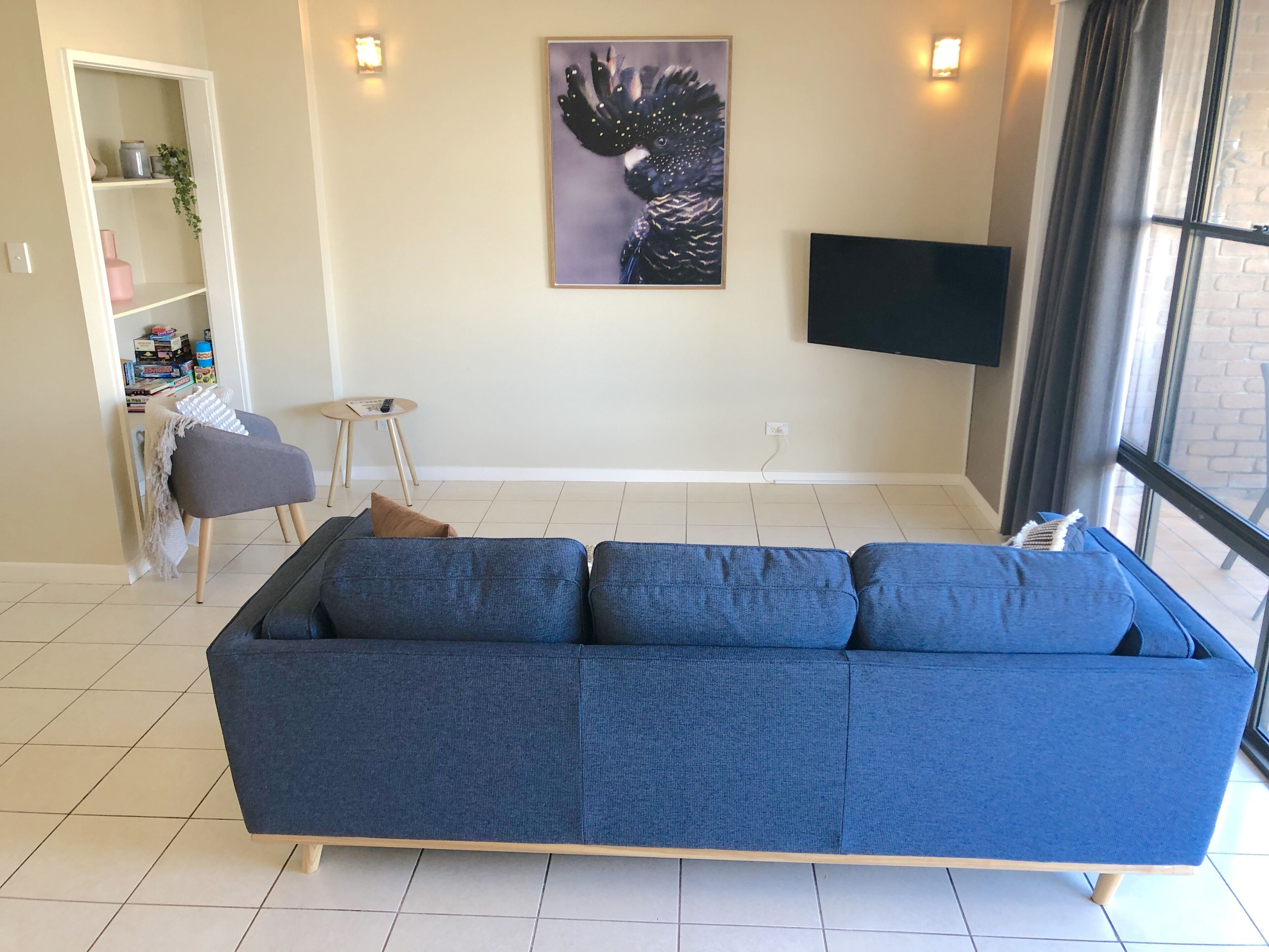 Central Airlie☆Modern☆Sea Views☆Pool☆Free Wifi — image 12